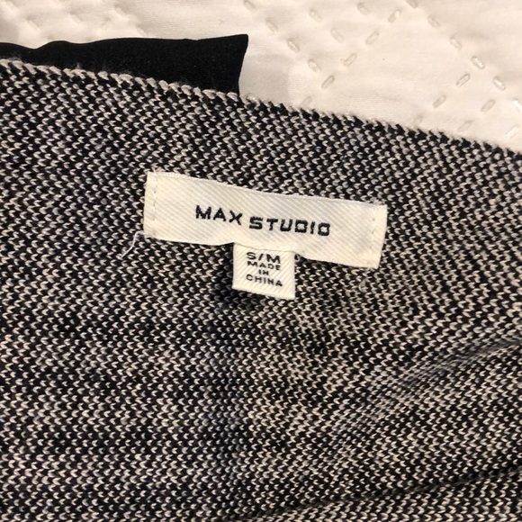 Max studio mini - Picture 2 of 2